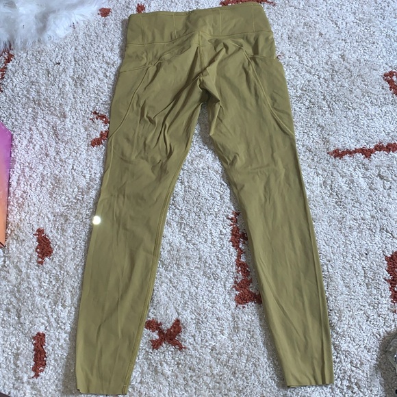 Lululemon- Like New- Sz 8- Fast and Free II- 28”- Bronze Green- 7 Pockets! - Picture 4 of 16